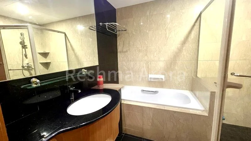 4 Bed Condo for Rent in  Costa Del Sol - Image 11
