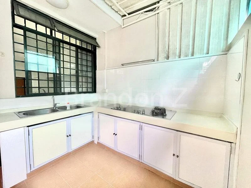 4 Bed Terraced House (Landed) for Sale in  Opera Estate - Image 3