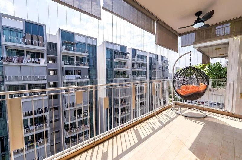 3 Bed Condo for Sale in  The Luxurie - Image 3