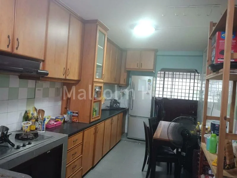 4 Room (4S) HDB for Rent in  344 Woodlands Street 32 - Image 2