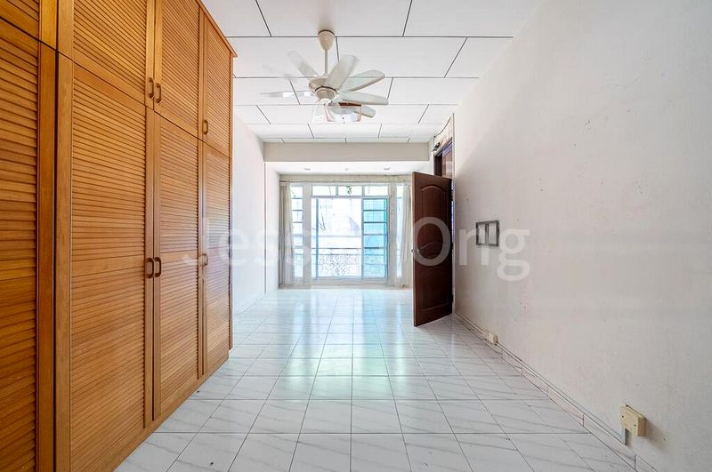 4 Bed Corner Terrace (Landed) for Sale in  Kembangan Estate - Image 12