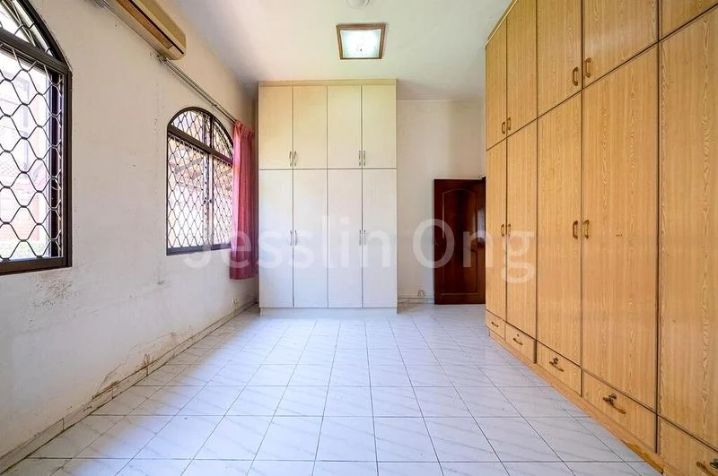 4 Bed Corner Terrace (Landed) for Sale in  Kembangan Estate - Image 15