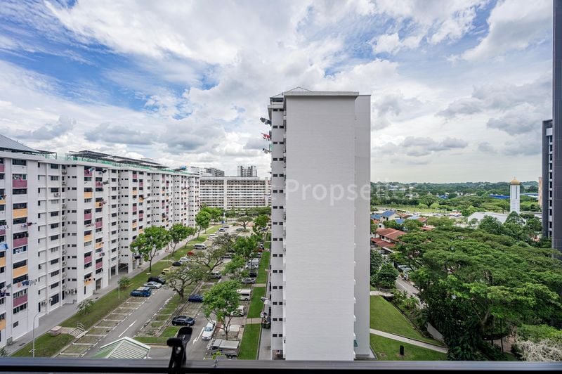 5 Room (5STD) HDB for Sale in 16 Hougang Avenue 3 - Image 11