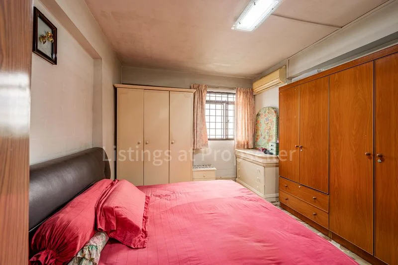 5 Room (5STD) HDB for Sale in 16 Hougang Avenue 3 - Image 6