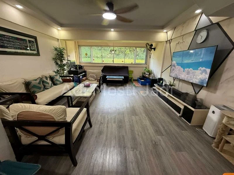 Maisonette HDB for Sale in  542 Bukit Batok Street 52 - Image 9