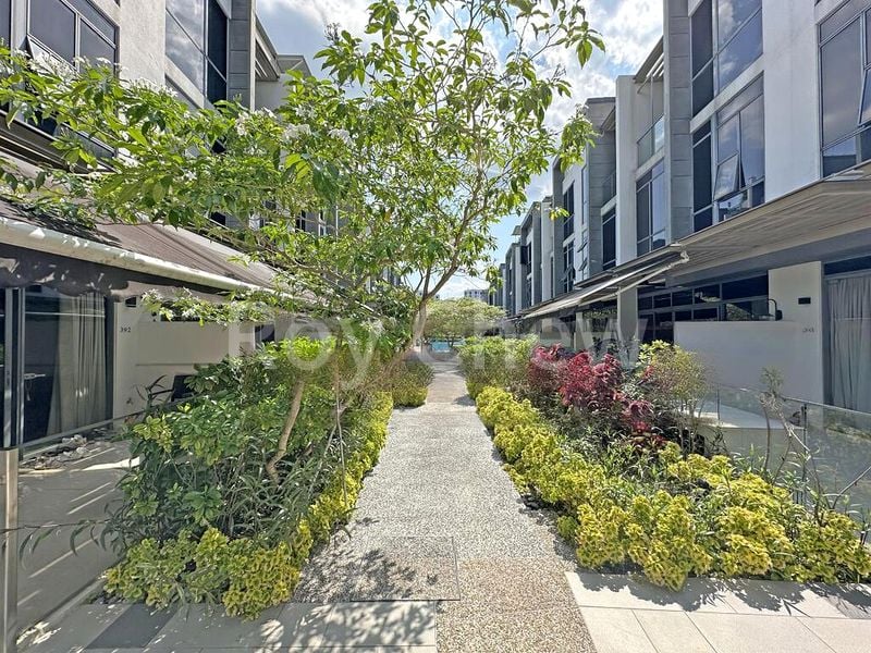 5 Bed Cluster House (Landed) for Rent in  Belgravia Villas - Image 3