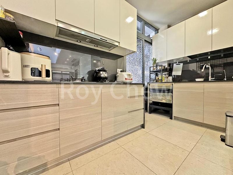 5 Bed Cluster House (Landed) for Rent in  Belgravia Villas - Image 4