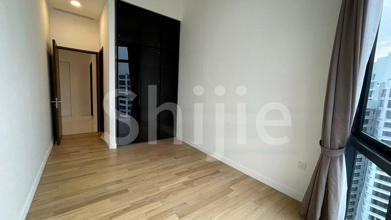 4 Bed Condo for Rent in  D'leedon - Image 7