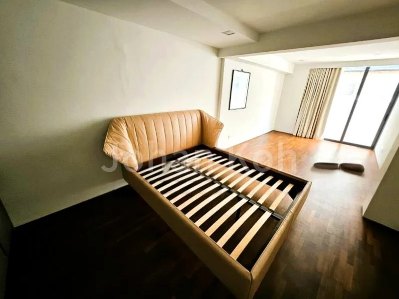 5 Bed Semi-Detached House (Landed) for Sale in  Lucky View - Image 5