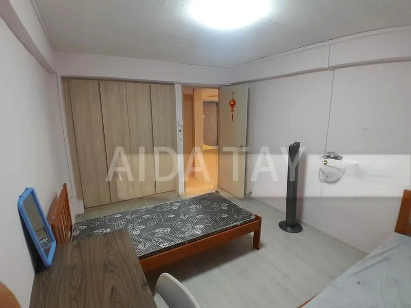 Common Room (HDB) for Rent in  59 Marine Terrace - Image 3