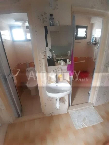 Common Room (HDB) for Rent in  59 Marine Terrace - Image 7