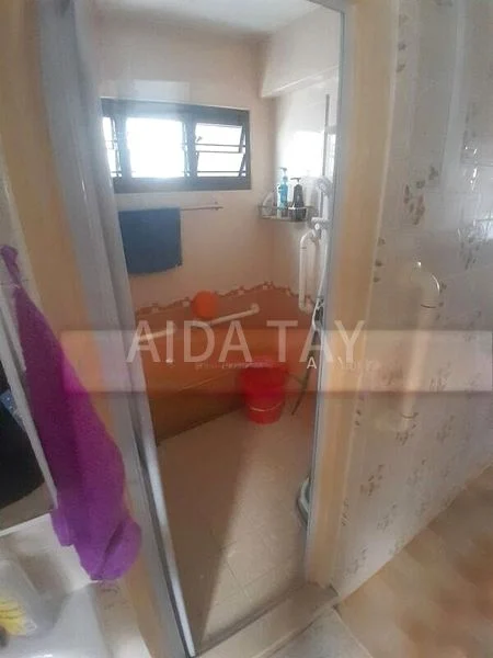 Common Room (HDB) for Rent in  59 Marine Terrace - Image 8