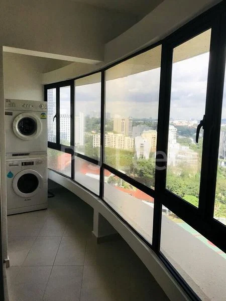 3+1 Bed Condo for Rent in  The Draycott - Image 6