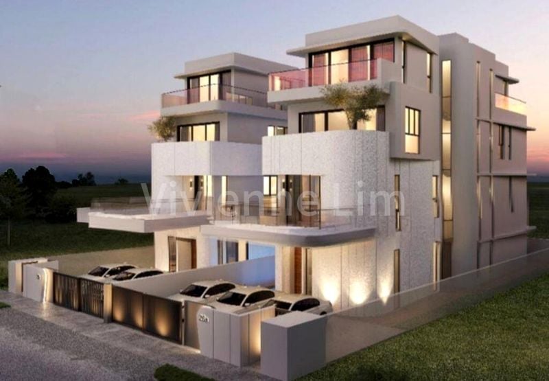 5 Bed Bungalow (Landed) for Sale in  77 @ East Coast - Image 1