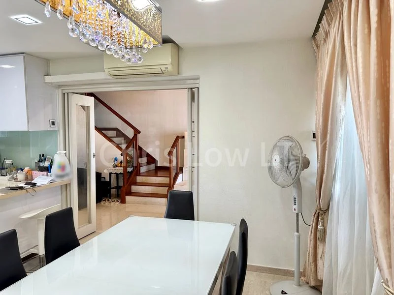 Maisonette HDB for Sale in  466 Pasir Ris Street 41 - Image 10