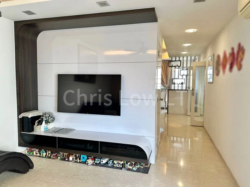 Maisonette HDB for Sale in  466 Pasir Ris Street 41 - Image 8