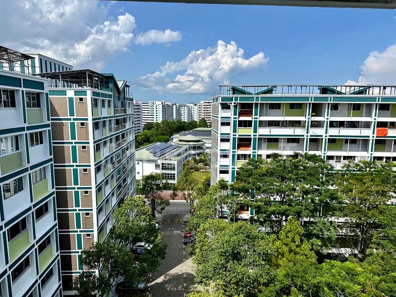 Maisonette HDB for Sale in  466 Pasir Ris Street 41 - Image 4