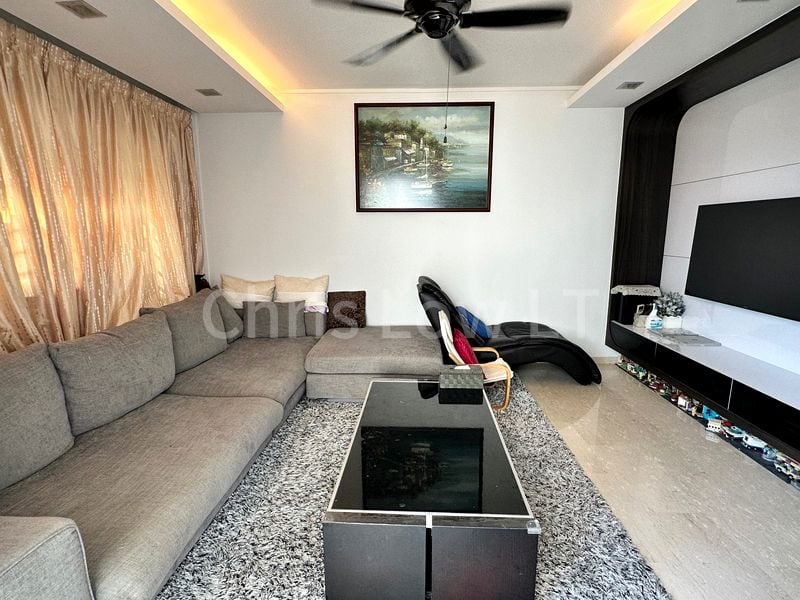 Maisonette HDB for Sale in  466 Pasir Ris Street 41 - Image 7