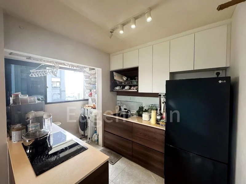 Premium HDB for Sale in  95 Dawson Road - Image 4