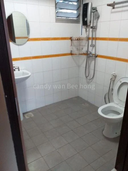 Room (HDB) for Rent in  23 Ghim Moh Link - Image 4