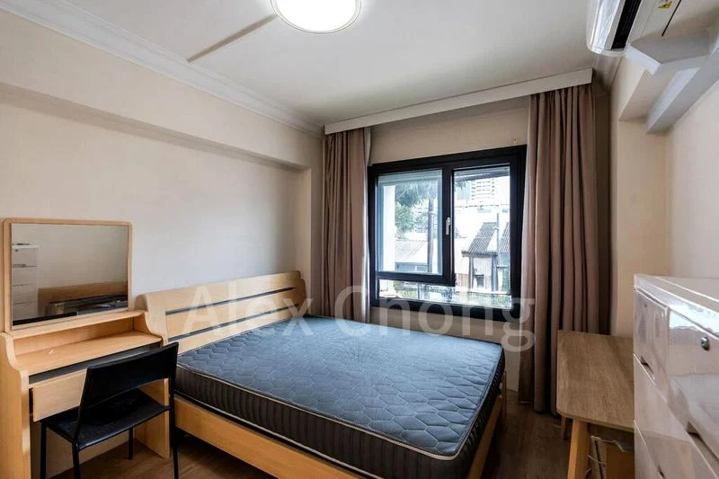 5 Room (5I) HDB for Sale in  672B Klang Lane - Image 4