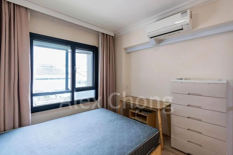 5 Room (5I) HDB for Sale in  672B Klang Lane - Image 5