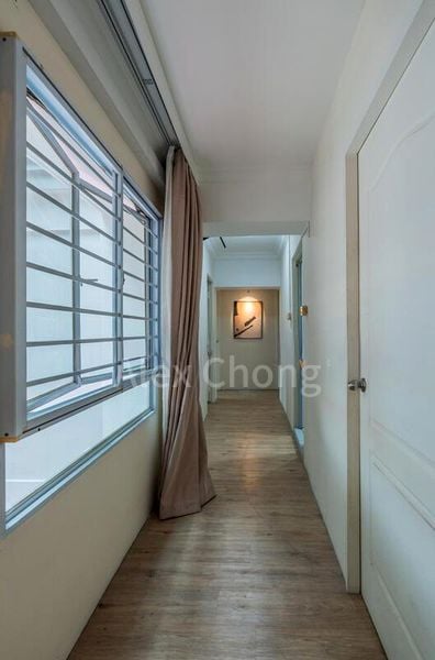 5 Room (5I) HDB for Sale in  672B Klang Lane - Image 2