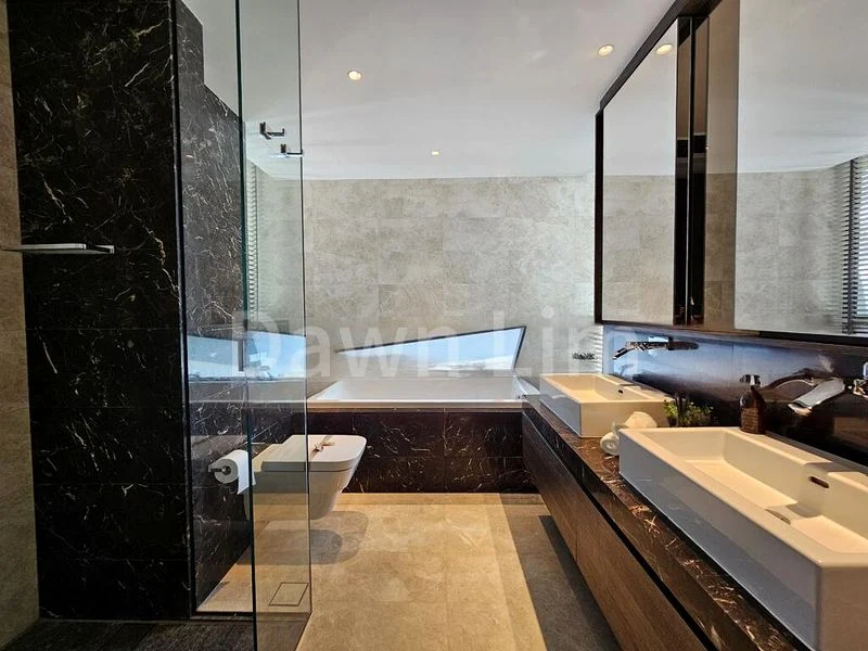 4 Bed Condo for Sale in Cape Royale - Image 11