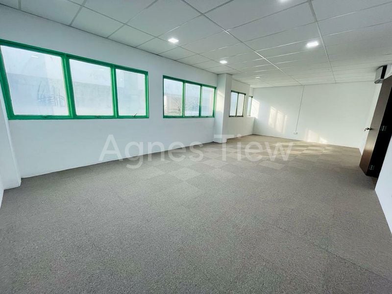 Office for Rent: Shun Li Industrial Park - Image 2