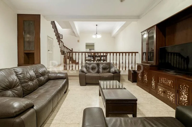 4 Bed Corner Terrace (Landed) for Sale in  Glasgow Road - Image 2