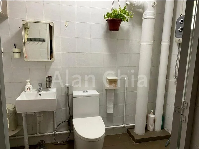 Room (HDB) for Rent in  62 Lorong 4 Toa Payoh - Image 2