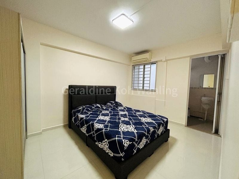 4 Room (4NG) HDB for Rent in  219 Jurong East Street 21 - Image 2