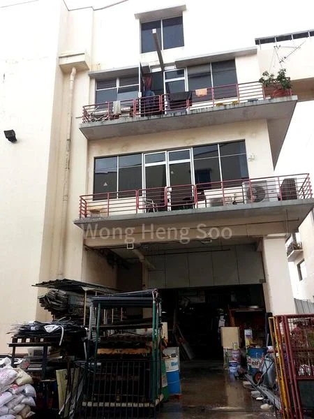 Light Industrial (B1) for Rent: Paya Ubi Industrial Park - Image 2