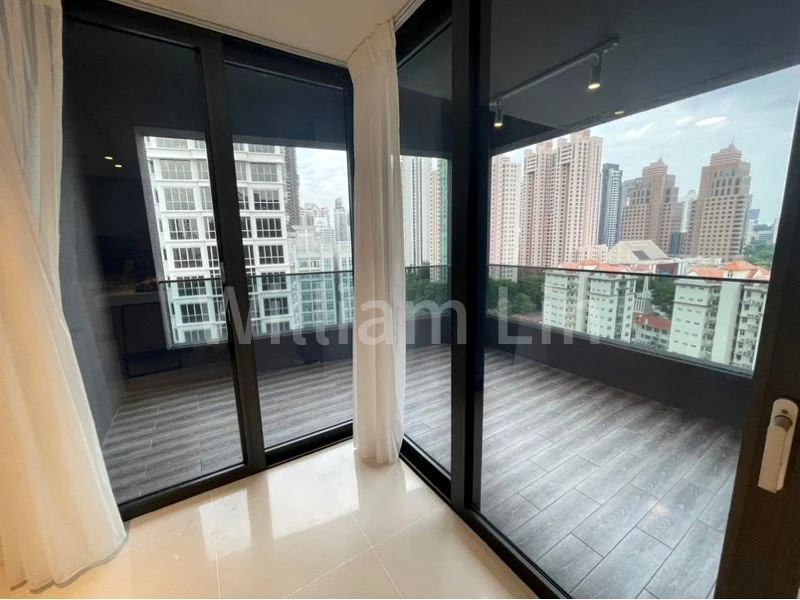 2 Bed Apartment (Condo) for Sale in  M5 - Image 5