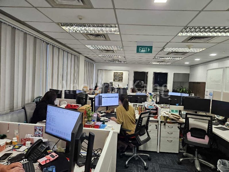 Office for Rent in  Tong Eng Building - Image 3