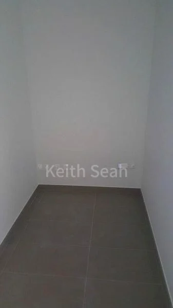 3 Bed Condo for Rent in  Skyline Residences - Image 11