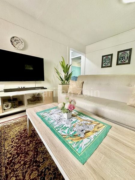 4 Room (4NG) HDB for Sale in  612 Ang Mo Kio Avenue 4 - Image 2