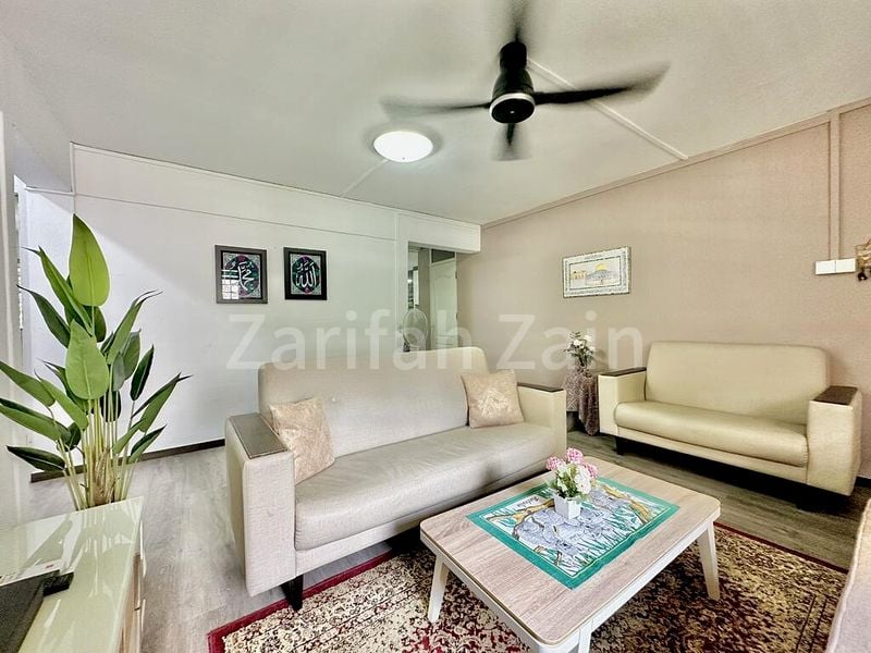 4 Room (4NG) HDB for Sale in  612 Ang Mo Kio Avenue 4 - Image 1