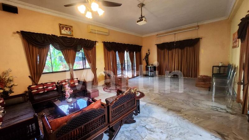 6 Bed Bungalow (Landed) for Sale in  Bishan Street 21 - Image 2