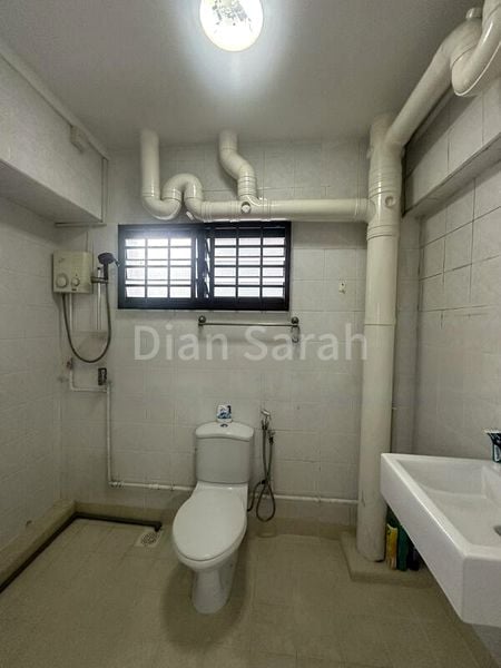 4 Room (4A) HDB for Rent in  424 Woodlands Street 41 - Image 6