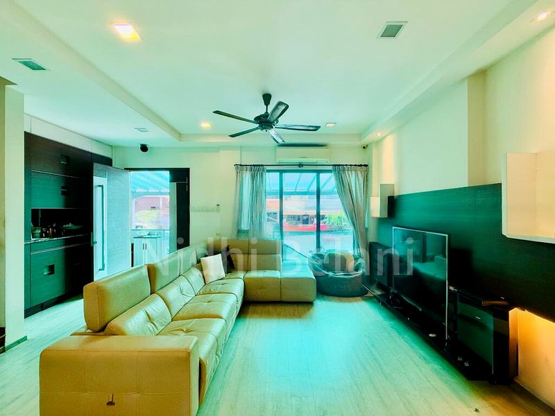 5 Bed Bungalow (Landed) for Sale in  Hon Sui Sen Drive - Image 11