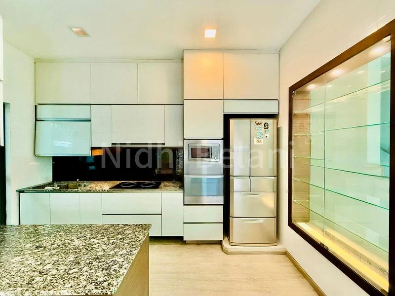 5 Bed Bungalow (Landed) for Sale in  Hon Sui Sen Drive - Image 1