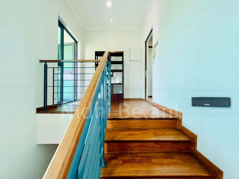 5 Bed Bungalow (Landed) for Sale in  Hon Sui Sen Drive - Image 4