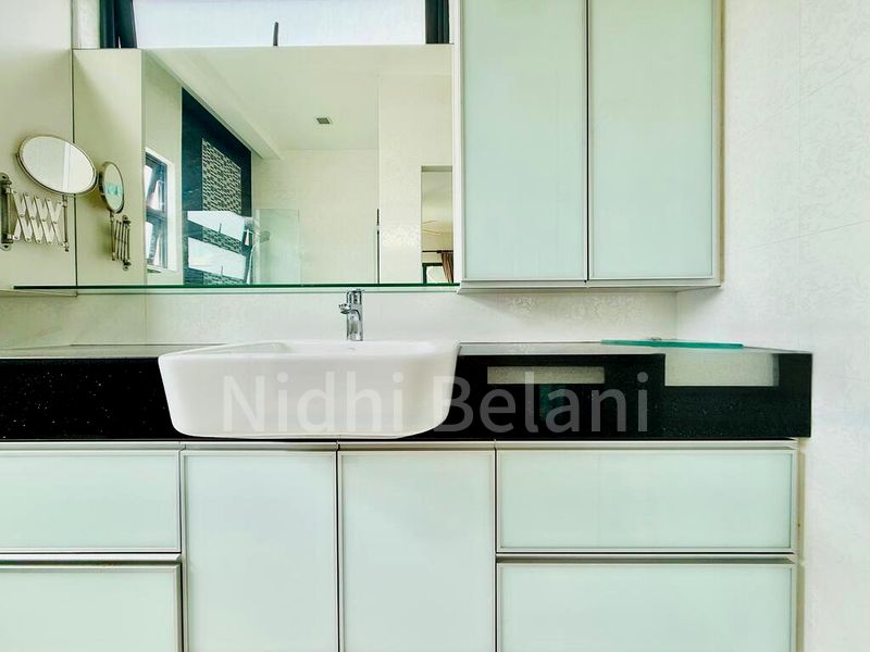 5 Bed Bungalow (Landed) for Sale in  Hon Sui Sen Drive - Image 5