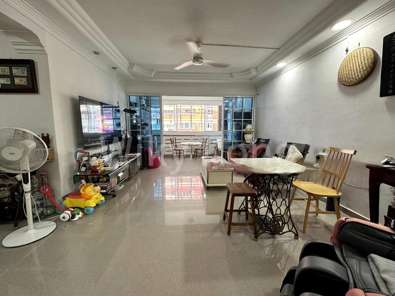 Executive HDB for Sale in  607 Elias Road - Image 6
