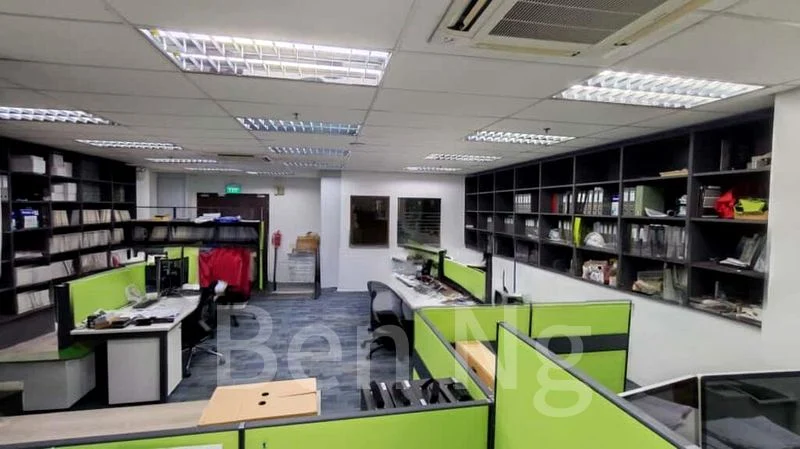 Light Industrial (B1) for Rent: Cendex Centre - Image 5