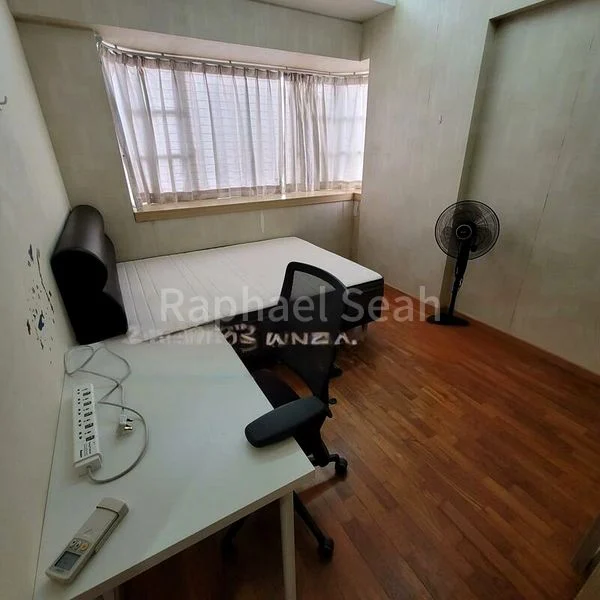 Master Room (Condo) for Rent in  Le Crescendo - Image 2