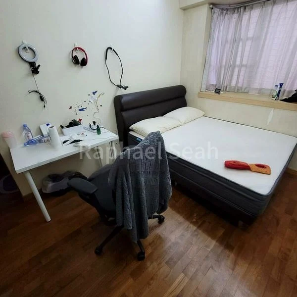 Master Room (Condo) for Rent in  Le Crescendo - Image 3