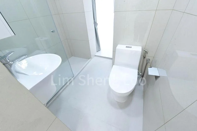 3 Bed Condo for Rent in  Hawaii Tower - Image 4