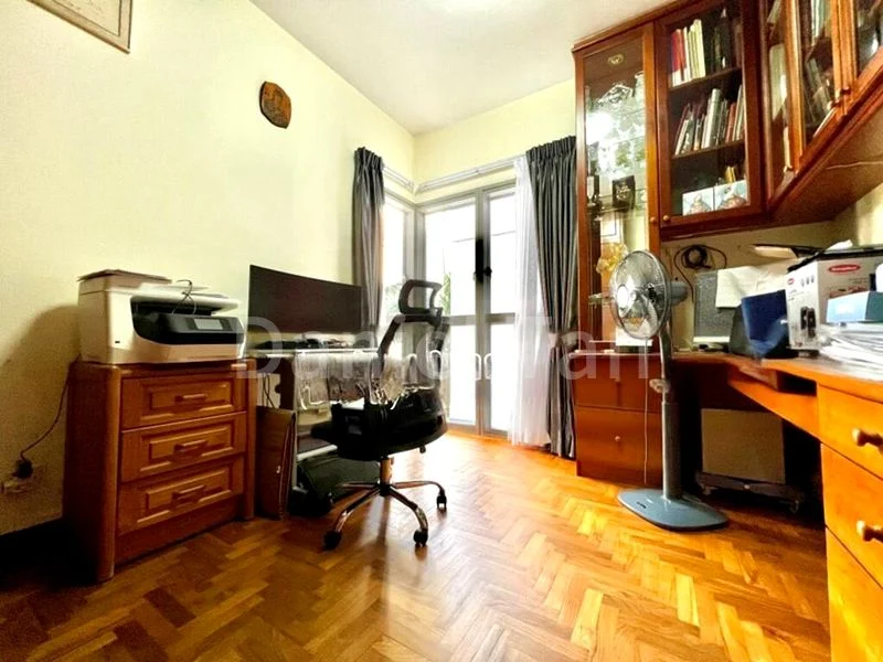 3 Bed Condo for Sale in  The Bayshore - Image 18